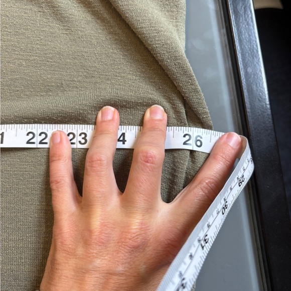 Aritzia Wilfred Grey Green High-Low Scoop V-neck Neck Short Sleeve Dress Medium - Picture 7 of 8